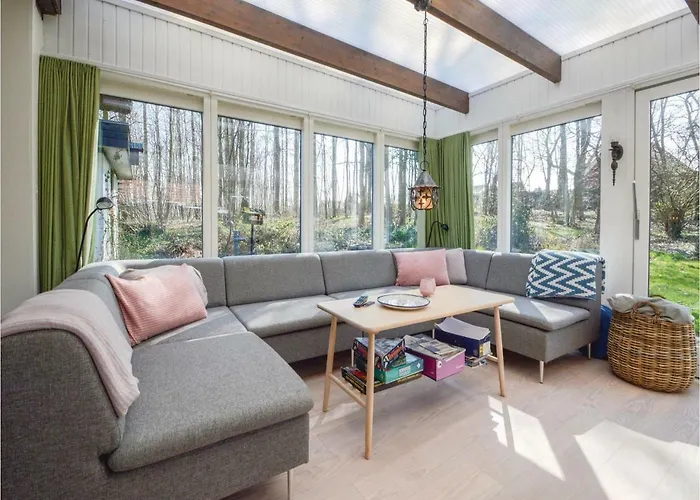 Two-bedroom In Tatil Evi *